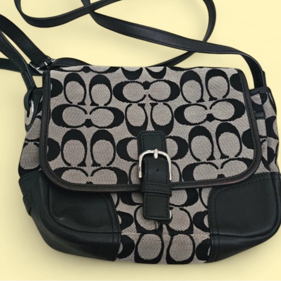 Coach Hadley Black & Grey Signature Field Crossbody Bag - Picture 1 of 8